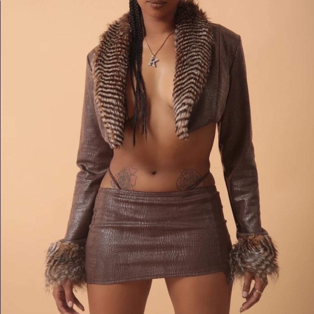 NWOT MATTE Brand 1992 Chocolate Jacket - Picture 4 of 9
